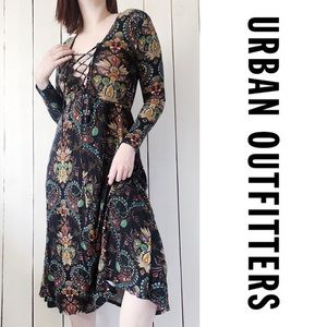 Ecote Lace Up Bohemian Midi Dress Floral Black